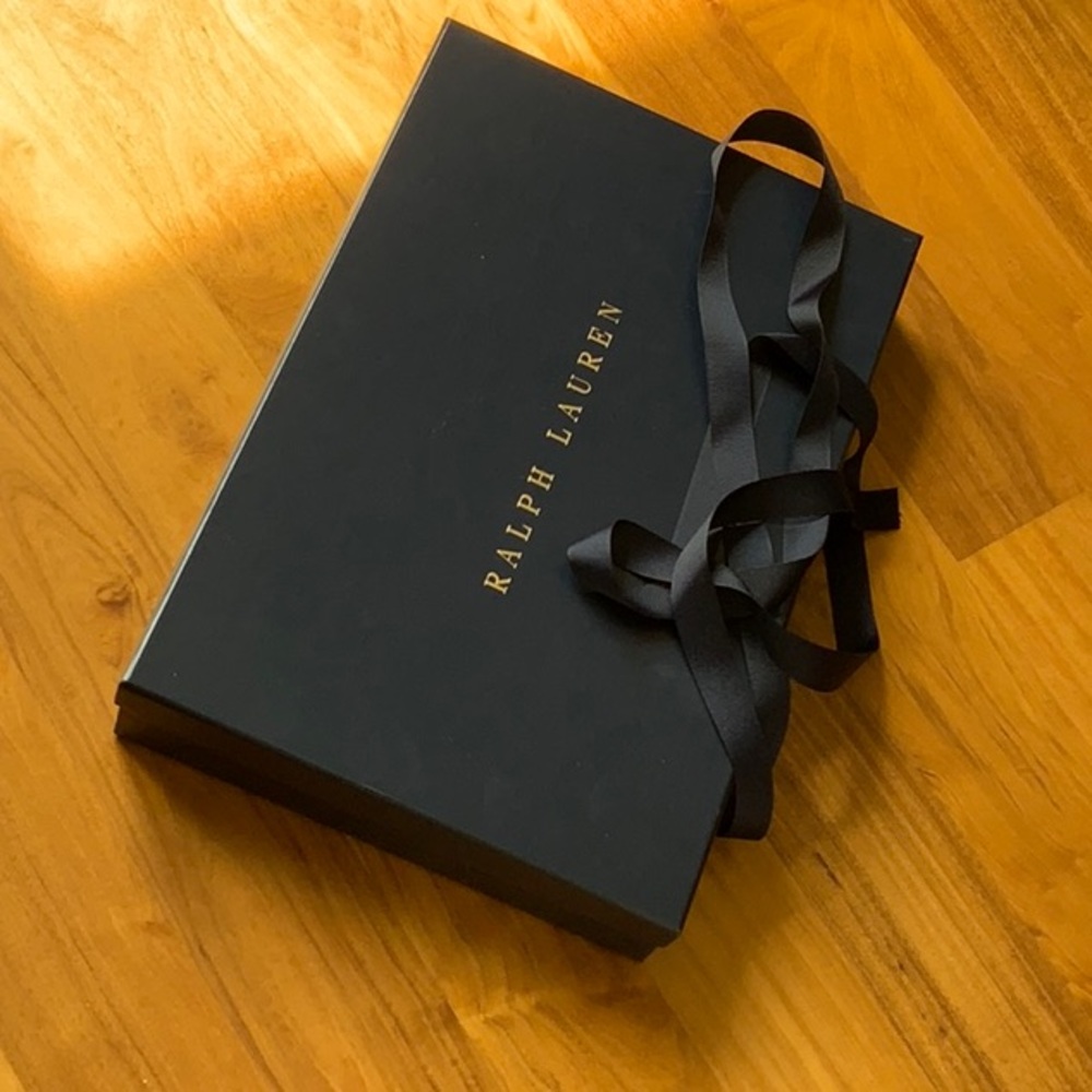 Medium sized Ralph Lauren gift box and ribbon